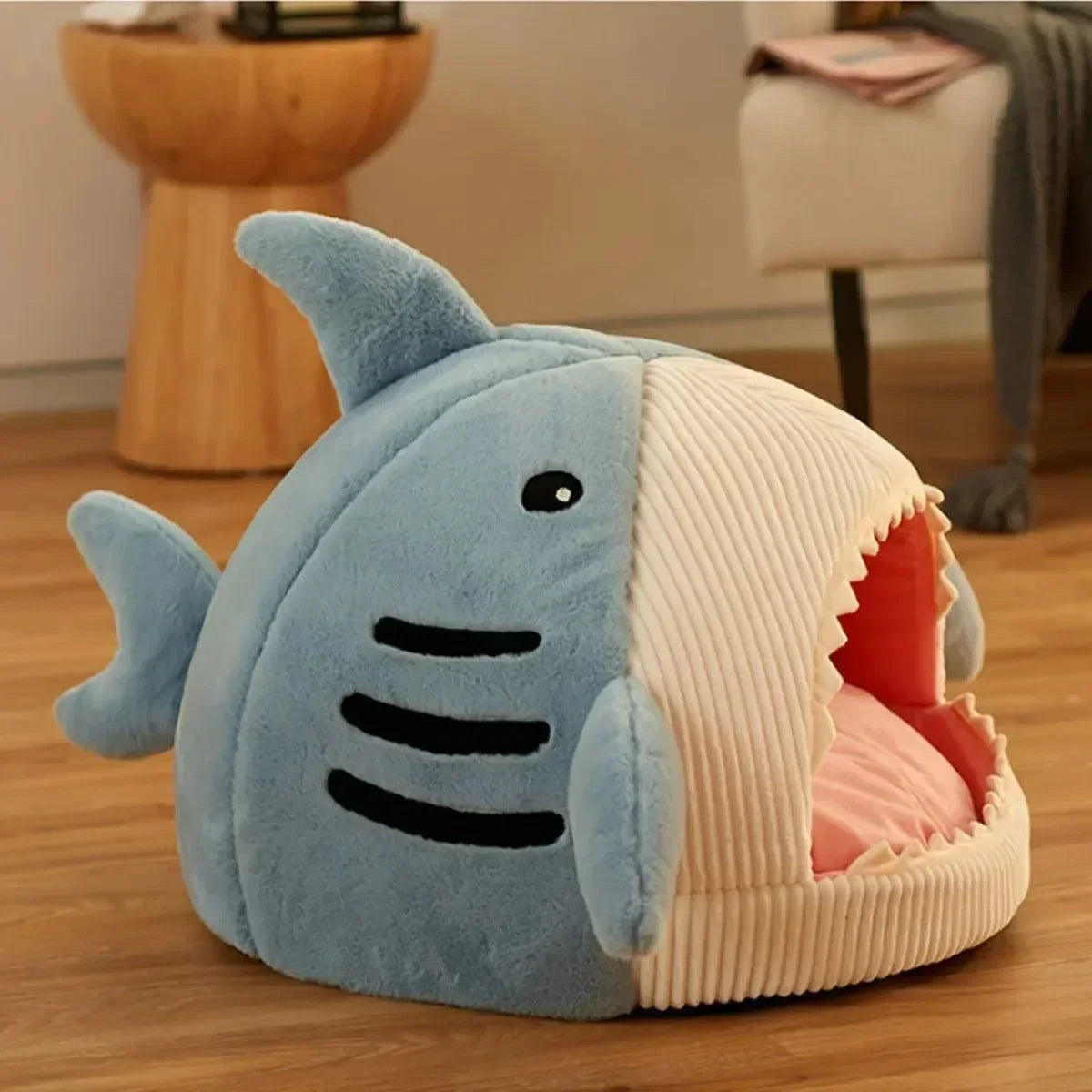 Shark-Shaped Cat House Bed - Soft & Warm Plush Pet Cave - Removable & Washable Pillow Mat for Cats & Small Dogs